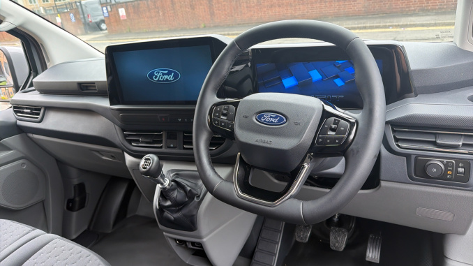 Ford Transit Custom 280 L2 Diesel Fwd 2.0 EcoBlue 136ps H1 Van Limited - Image 16